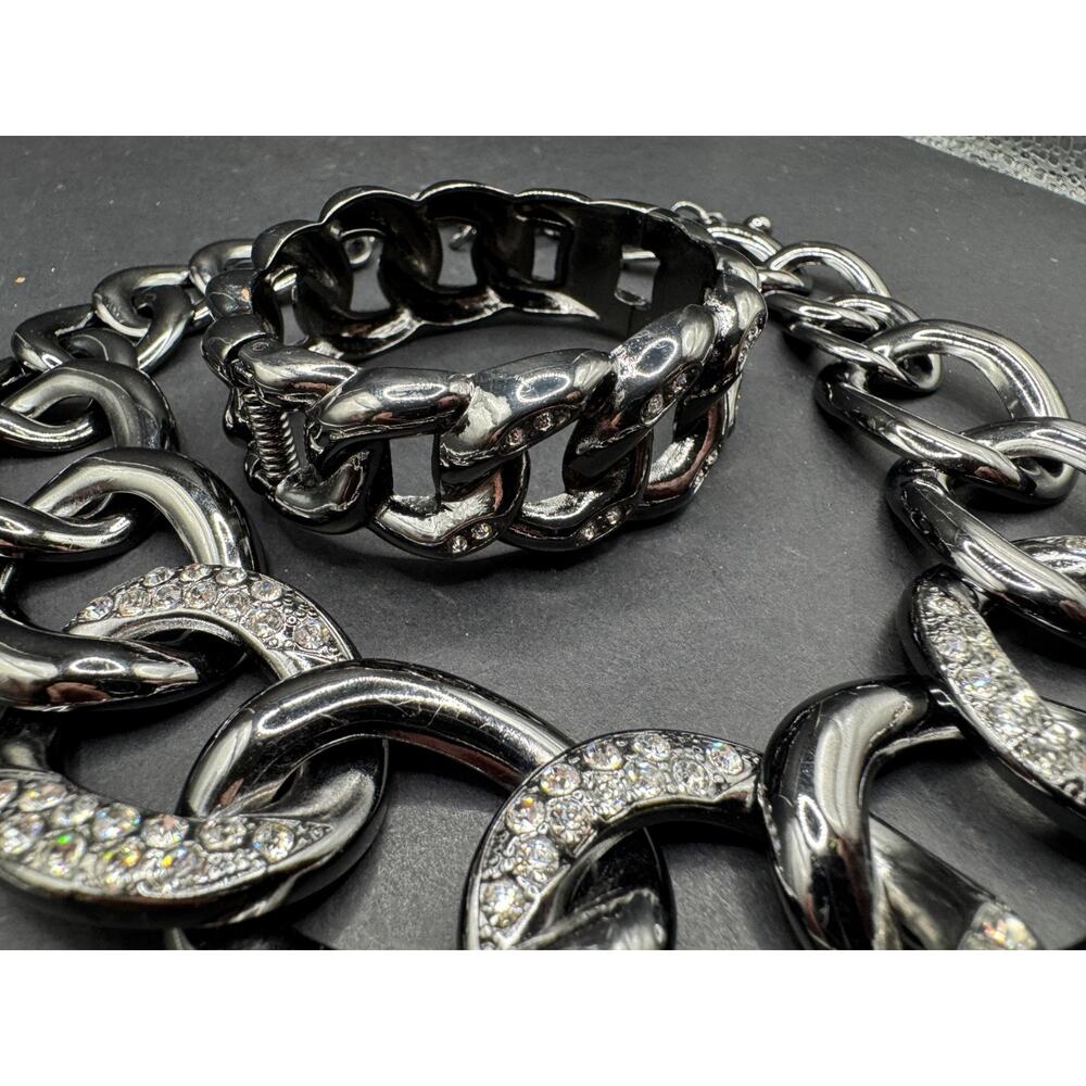 Premier Designs Jewelry Roxy Necklace in Hematite & Bracelet Jewelry Set - Picture 7 of 11